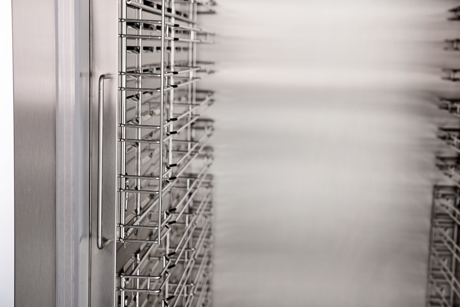 How To Evaluate If You Need A Freezer and What Size Is Best For Your Manufacturing Business