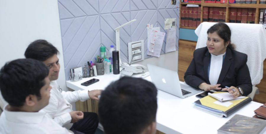 divorce-lawyer